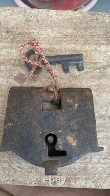 Antique Vintage Old Iron Forged Padlock With Key In Good Working Condition Lock