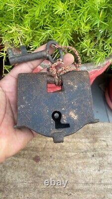 Antique Vintage Old Iron Forged Padlock With Key In Good Working Condition Lock