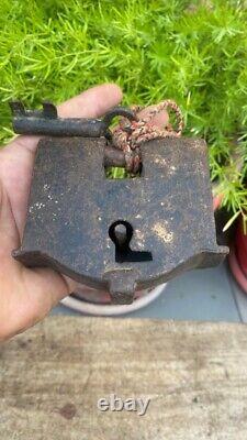 Antique Vintage Old Iron Forged Padlock With Key In Good Working Condition Lock