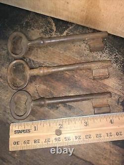 Genuine VINTAGE Antique Old Ornate Skeleton Door Keys, 3 Total