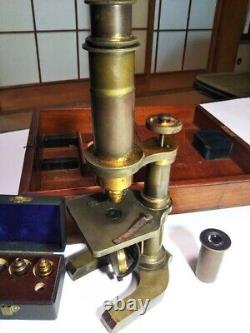 Microscope antique Vintage Old type