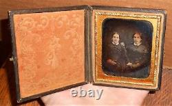 OLD VINTAGE ANTIQUE DAGUERREOTYPE PHOTO of LOVELY PRETTY YOUNG GIRL LADIES GIRLS