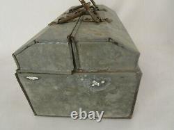 Old Antique Vintage Unique Folding Tin Barber Tools Carry Travel Box 01
