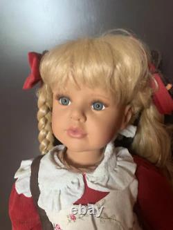Ancienne poupée allemande antique en vinyle vintage de la maison de poupées d'Adele, numéro 78.