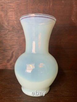 Antique Petit Cristal Opal Vase Savon Bubble Blanc Rare 10cm Vieux 19ème