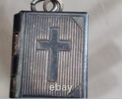 Antique Vintage 1700-s Argent Vieux Pendentif Bible Locket Sur La Chaîne Hallmarked