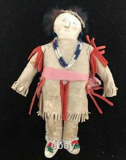 Antique/vintage Sioux Perled Doll Cerveau-tanned Leather Old