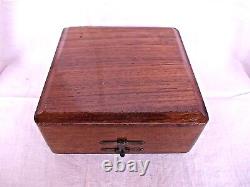 Boîte à bijoux en bois de teck décoratif ancien et vintage