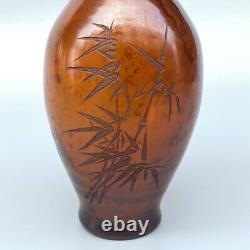 Collection de vases anciens en bambou sculpté à la glaçure de Pékin, Chine.