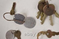 Énorme lot de plus de 250 clés anciennes et vintage de la vieille prison Corbin Triplelox Russwin.