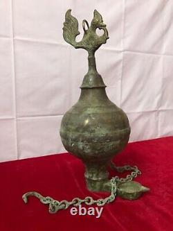 Lampe à huile suspendue avec figurine de paon en laiton ancien, vintage et artisanal