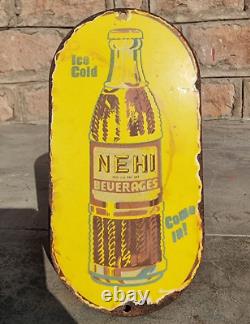 Panneau en émail de porcelaine très rare de la vieille publicité des boissons Nehi vintage et antique