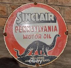 Panneau en émail embossé en porcelaine rare d'huile de moteur Sinclair ancienne et vintage
