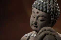 Statue Bouddha Sakyamuni Tathagata en bois ancien sculpté et peint de Chine