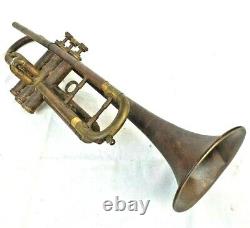 Trompette À Main Ancienne Ancienne En Laiton / Instrument De Musique Tuba London