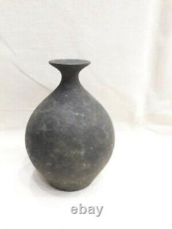 Vase à fleurs en laiton / bronze ancien vintage antique Décoration intérieure faite à la main Forme rare