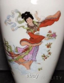 Vases Chinois Antiques Porcelaine Peinture Faite À La Main Famille Marquée Rare Vieux 20ème