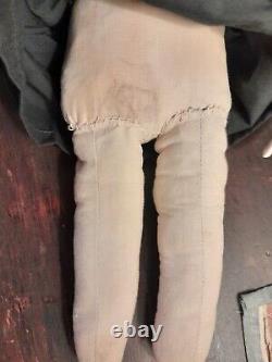 Vieille poupée en chiffon de style ancien de Lancaster, Pennsylvanie, Amish. Aafa
